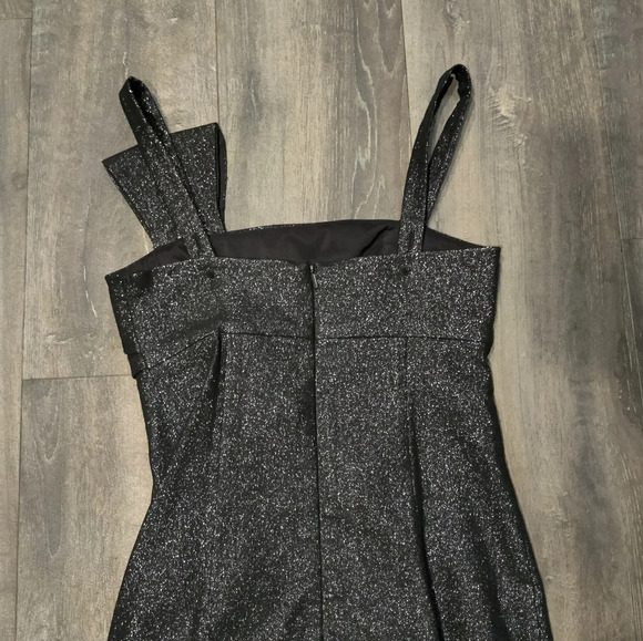 *NWT* Trina Turk Extravaganza Shimmer Luxe Sleeveless Dress with Bow Detail - Picture 5 of 6